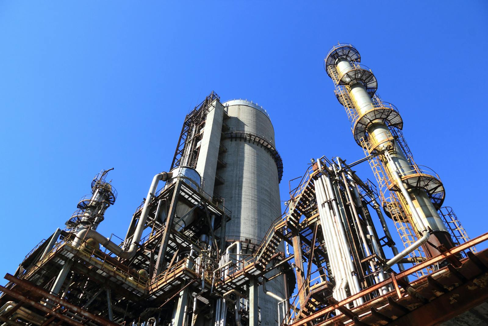 Industrial warehouses and factories